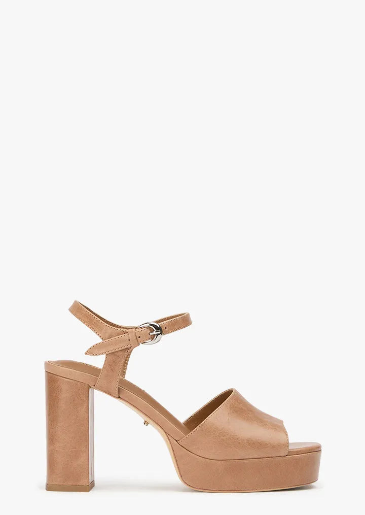 Farrah Tan Vintage