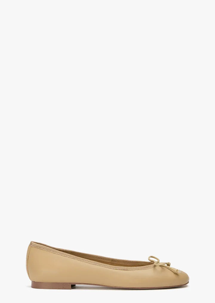 Comma Sand Nappa
