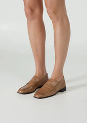 Gloria Tan Vintage