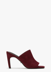 Mustang Vino Suede